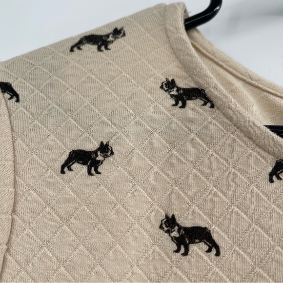ART & SOUL French Bulldog Motif Lightweight Quilted Long Sleeve Zipped Back Top - Picture 2 of 8
